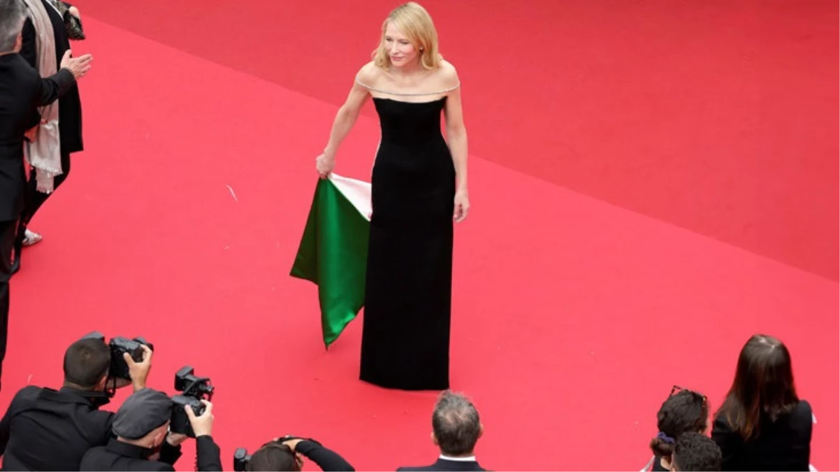 Cannes’a damga vuran kıyafet! Oyuncu Cate Blanchett, elbisesiyle Filistin’e destek verdi