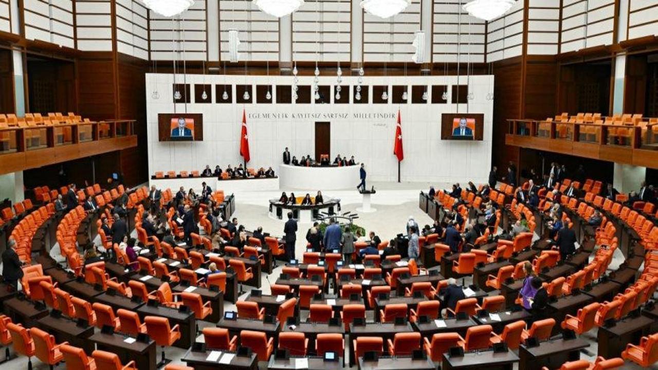 Fahiş fiyat ve stokçuluk kanun teklifi komisyonda