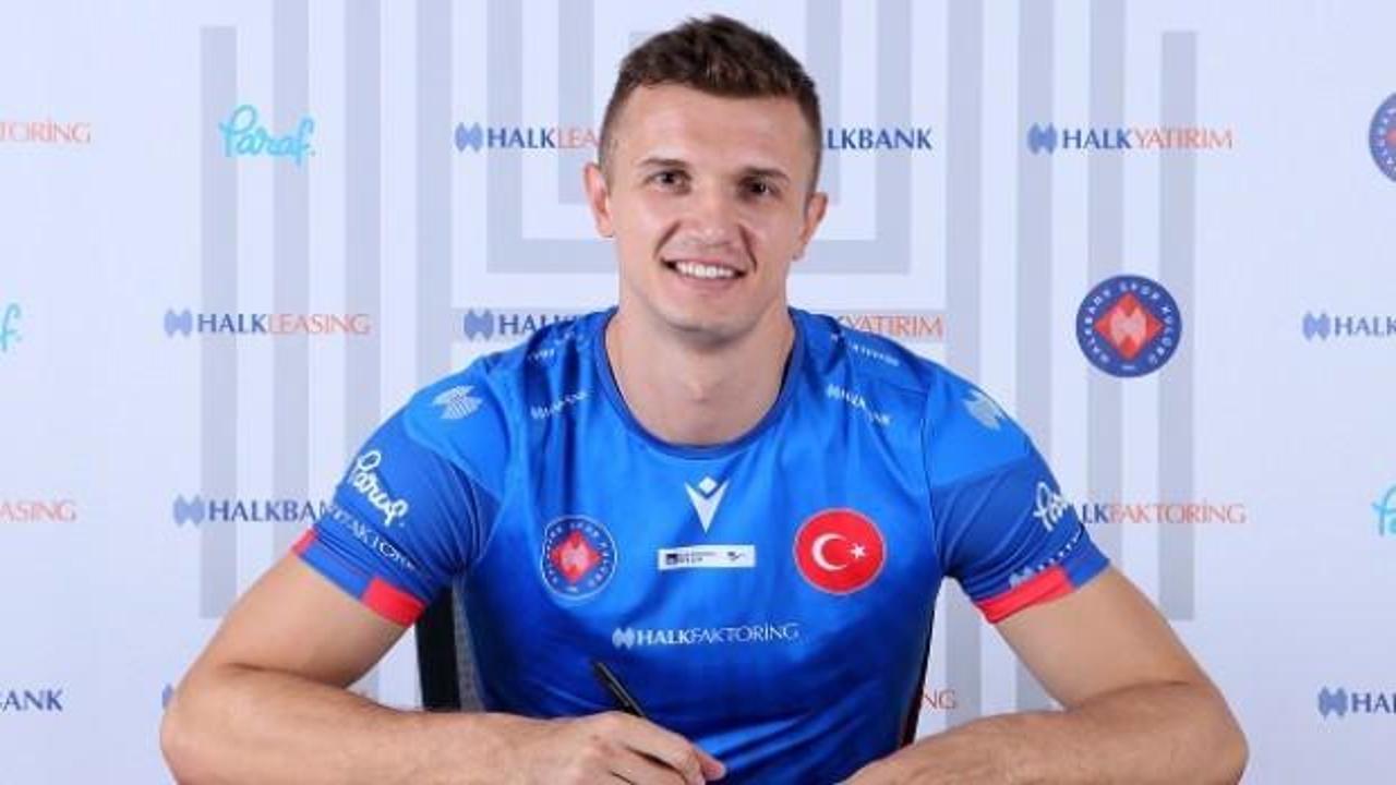 Halkbank, tecrübeli voleybolcu Mert Matic’le sözleşme yeniledi