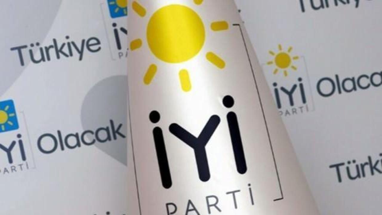İYİ Partili başkan ve 8 yönetici istifa etti!