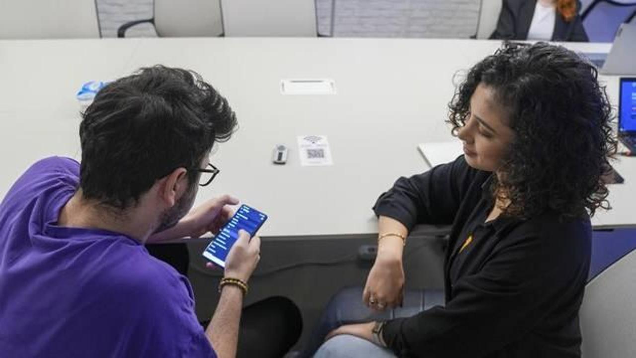 Yapay zeka Gipi, yarım milyon kişinin arkadaşı oldu!