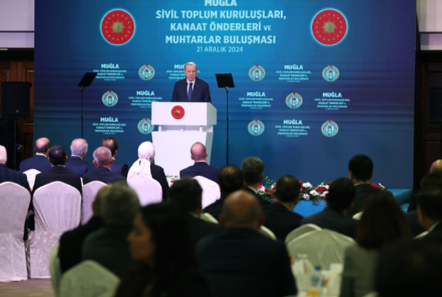 Erdoğan muhalefeti, Yaprak Dökümü dizisinin meşhur repliğiyle eleştirdi