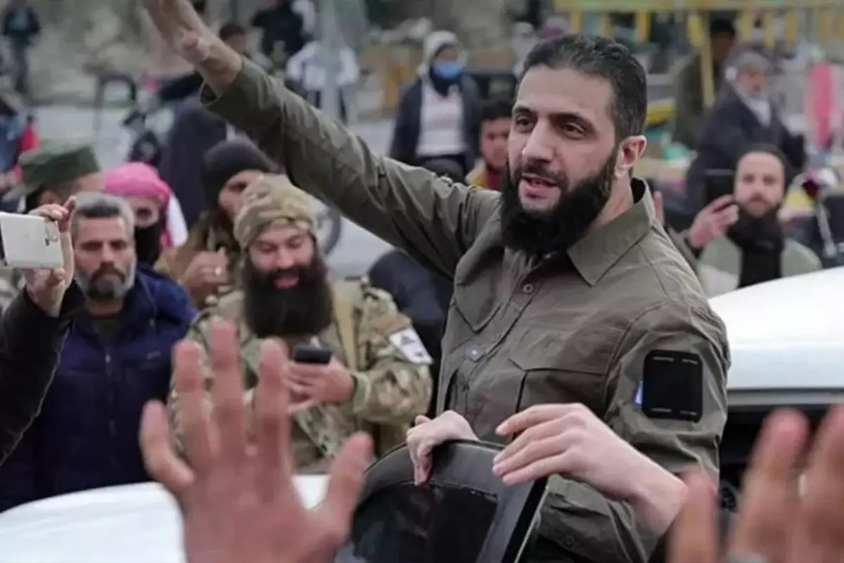 Suriye’de hükümet son şeklini alıyor: İşte bakanların tam listesi