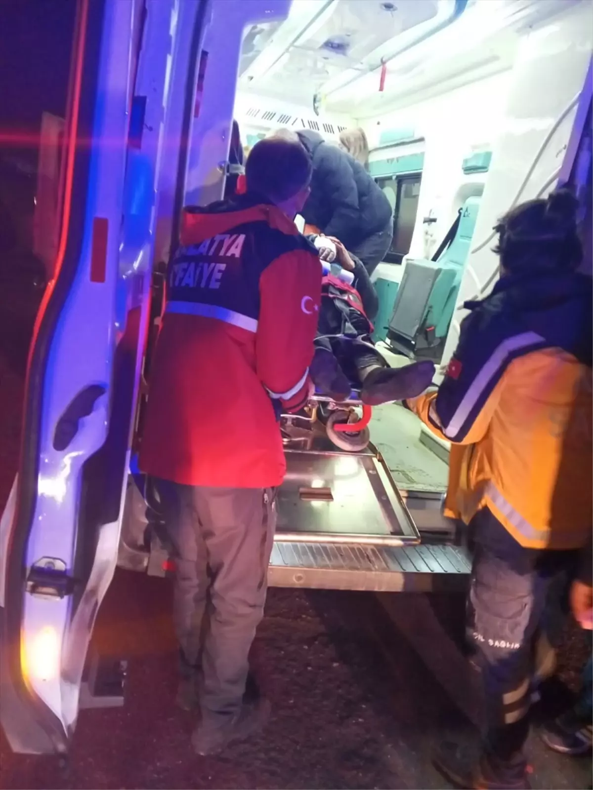 Hekimhan’da Kaza: 3 Yaralı