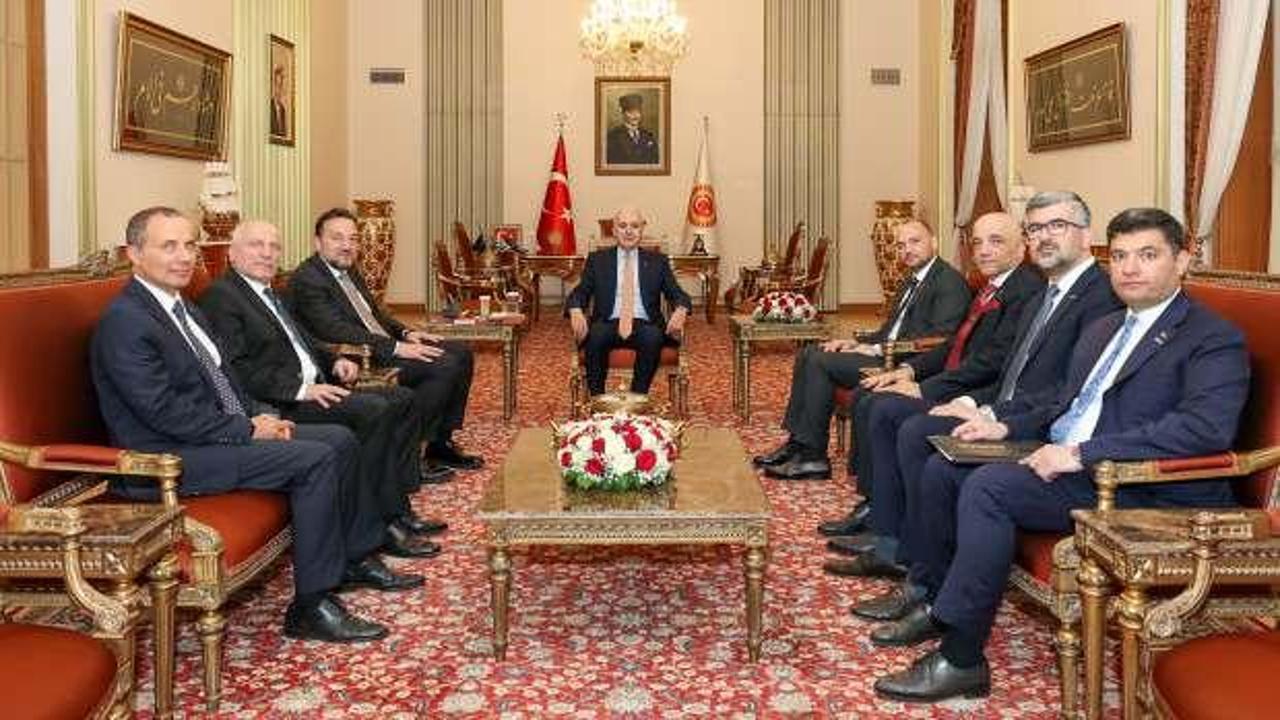 Meclis Başkanı Kurtulmuş, MÜSİAD heyetini kabul etti