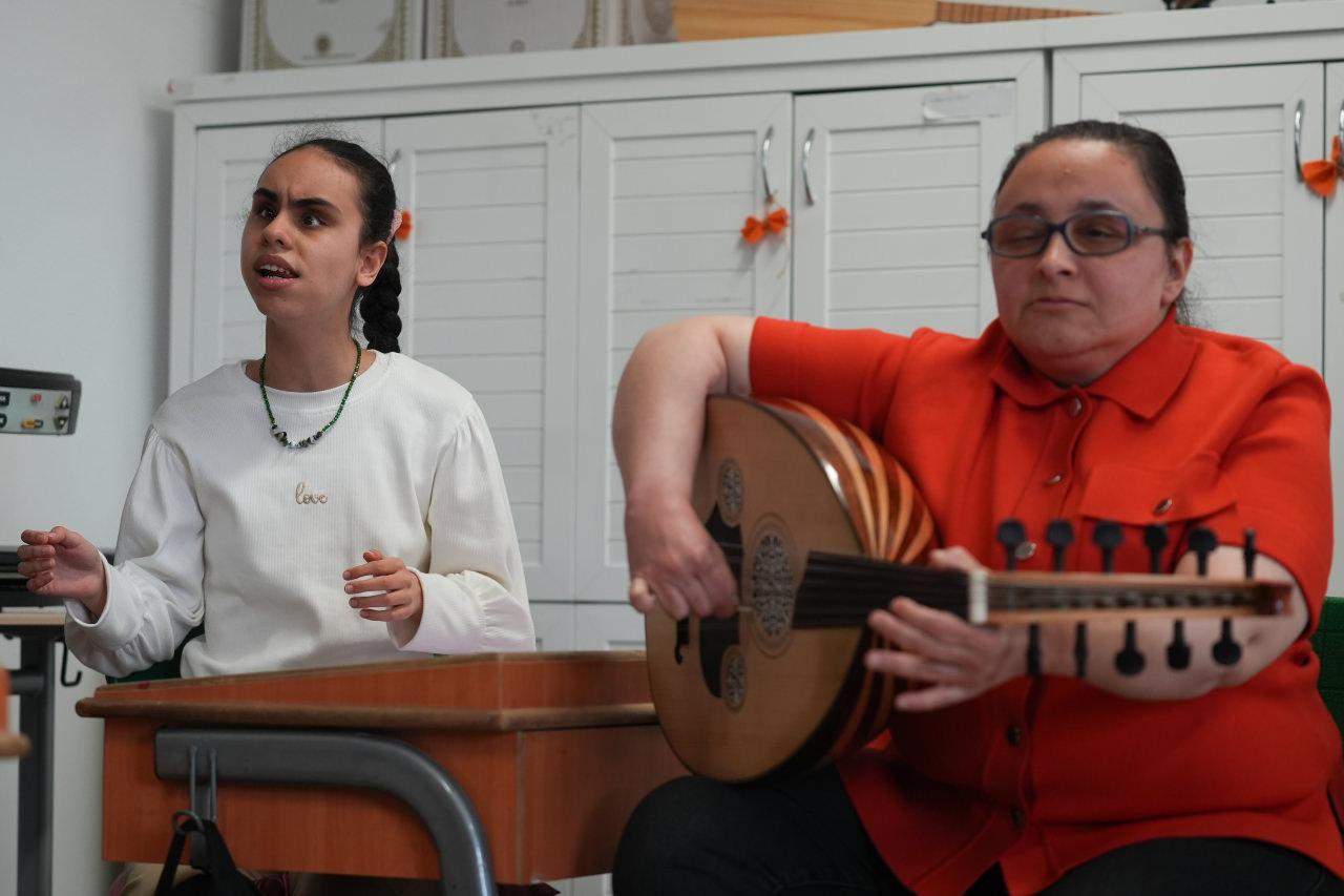Bakan Tekin ve Bakan Göktaş'ın Kani Karaca Görme Engelliler İmam Hatip Lisesi'ne ziyareti