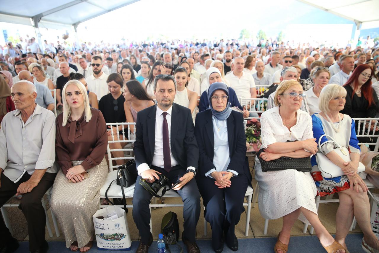 Uluslararası Saraybosna Üniversitesi 17. dönem mezunlarını verdi