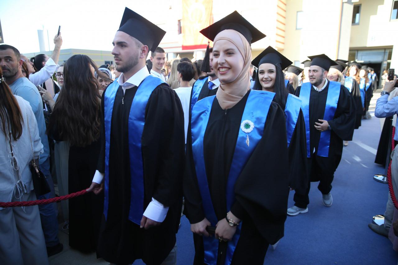 Uluslararası Saraybosna Üniversitesi 17. dönem mezunlarını verdi