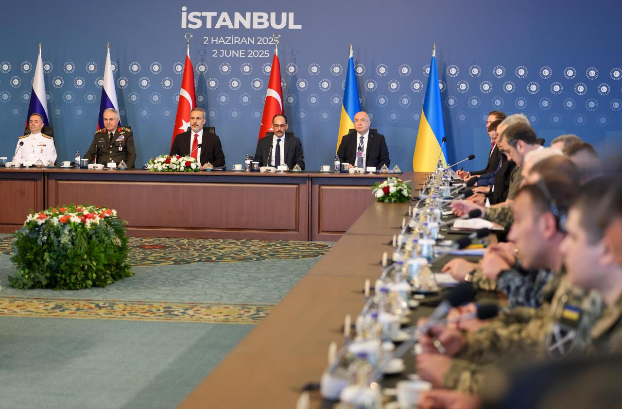 İstanbul'da barış zirvesi: Rusya ve Ukrayna görüşmesi sona erdi