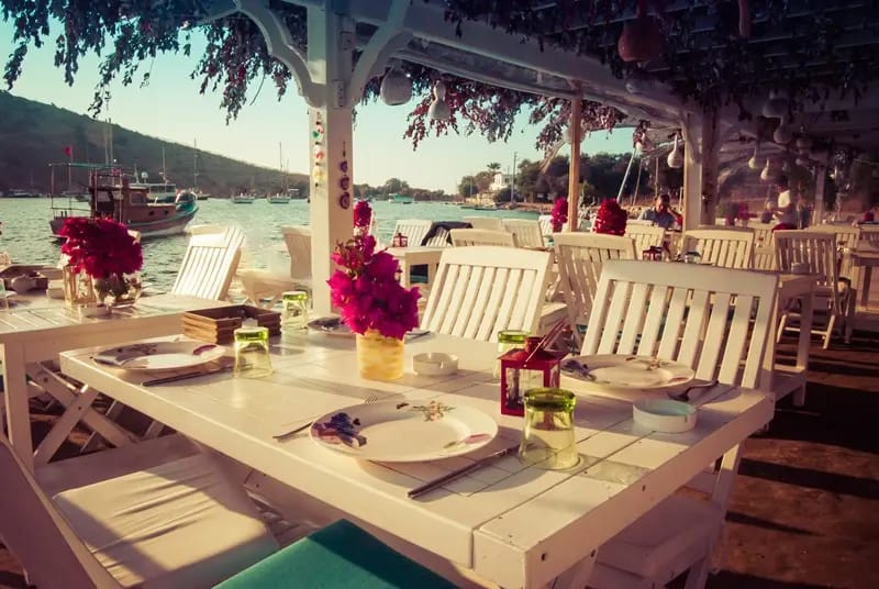 Oğuz Vural ve Eşi Sinem Çelik’in Uğrak Mekanı