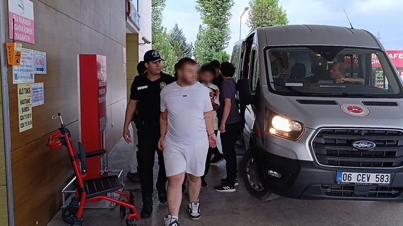 Silah zoruyla kaçırıp, el koydukları banka kartından 8 bin TL çektiler; 6 tutuklama