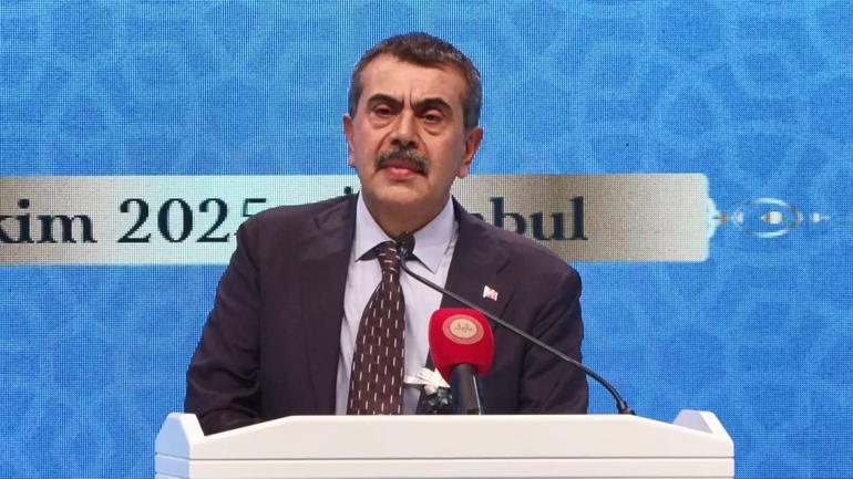 Bakan Tekin: İmam hatip okullarını dünya çapında bir model haline getirmek istiyoruz