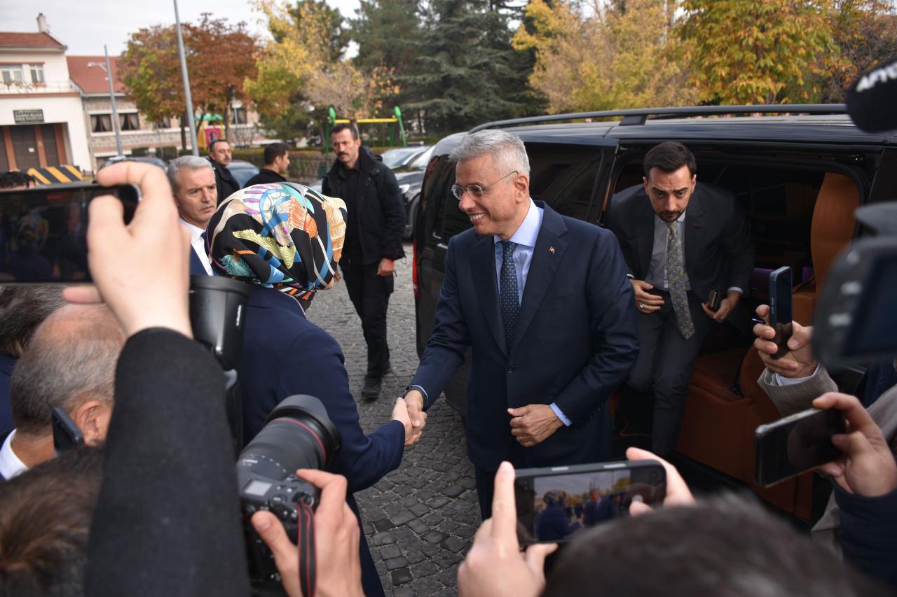 Bakanı Memişoğlu açıkladı: Organ bekleyen veya nakil olanlara randevuda pozitif ayrımcılık