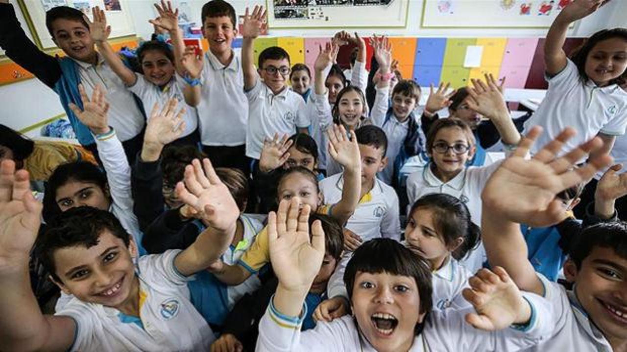 Milyonlarca öğrenci tatili bekliyor! Son ders zili çalacak