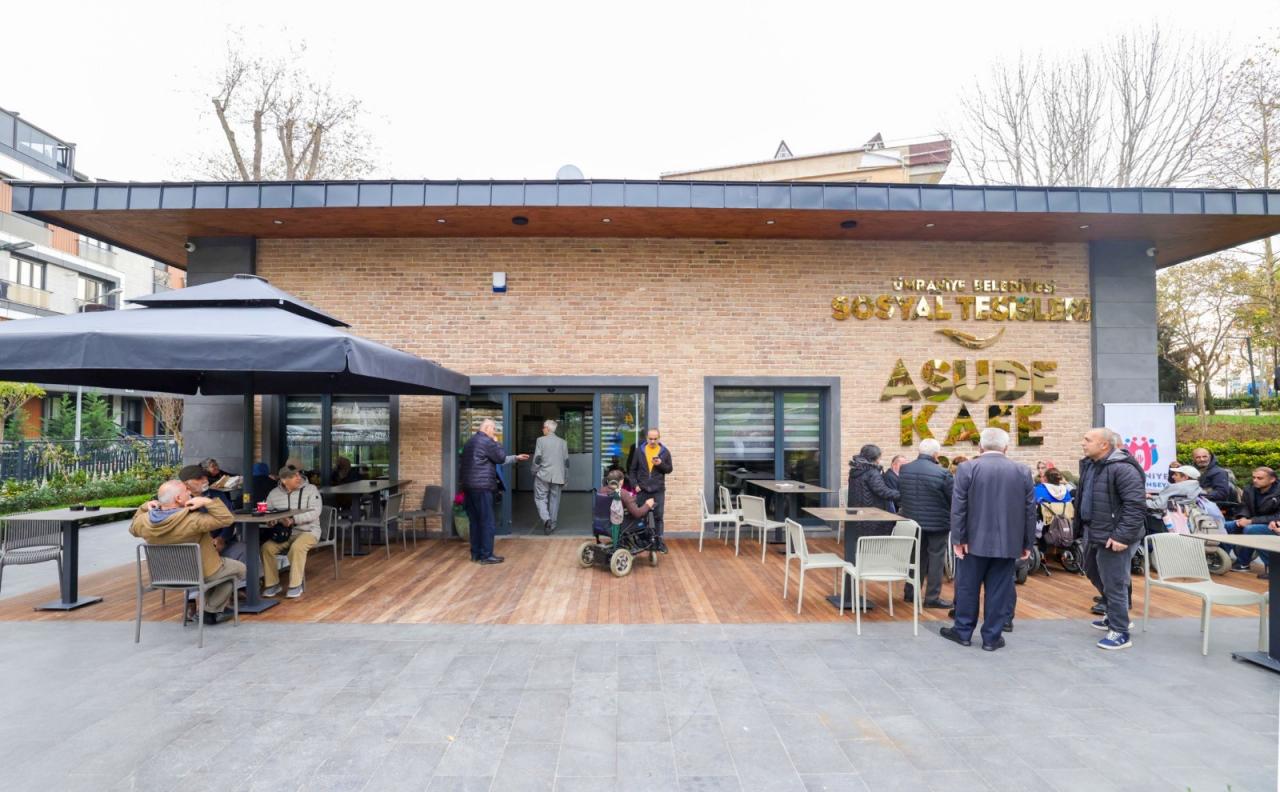 Ümraniye’de 'Asude Engelsiz Yaşam Kafe' hizmete açıldı