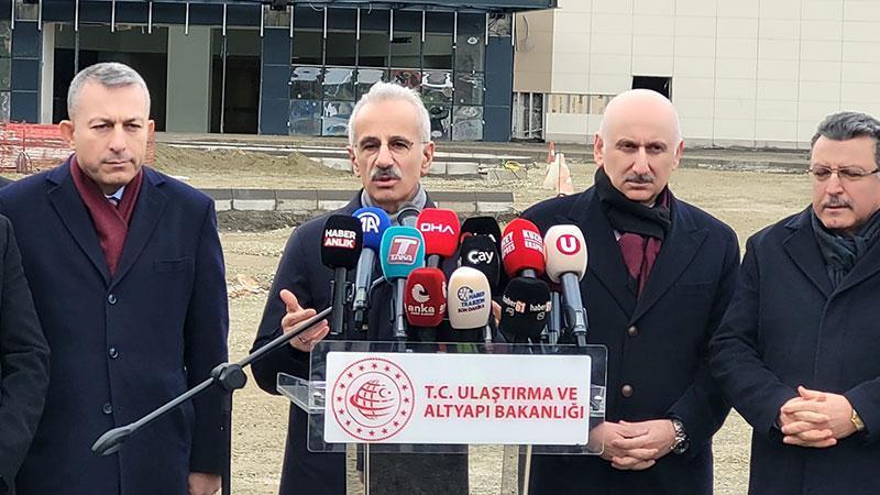 Bakan Uraloğlu: İran, Irak, Suriye, Lübnan ve Ürdün’e olan bütün uçuşları 2 Mart’a kadar iptal ettik