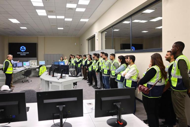 Diyarbakır ve İzmirli öğrenciler Akkuyu NGS sahasını ziyaret etti