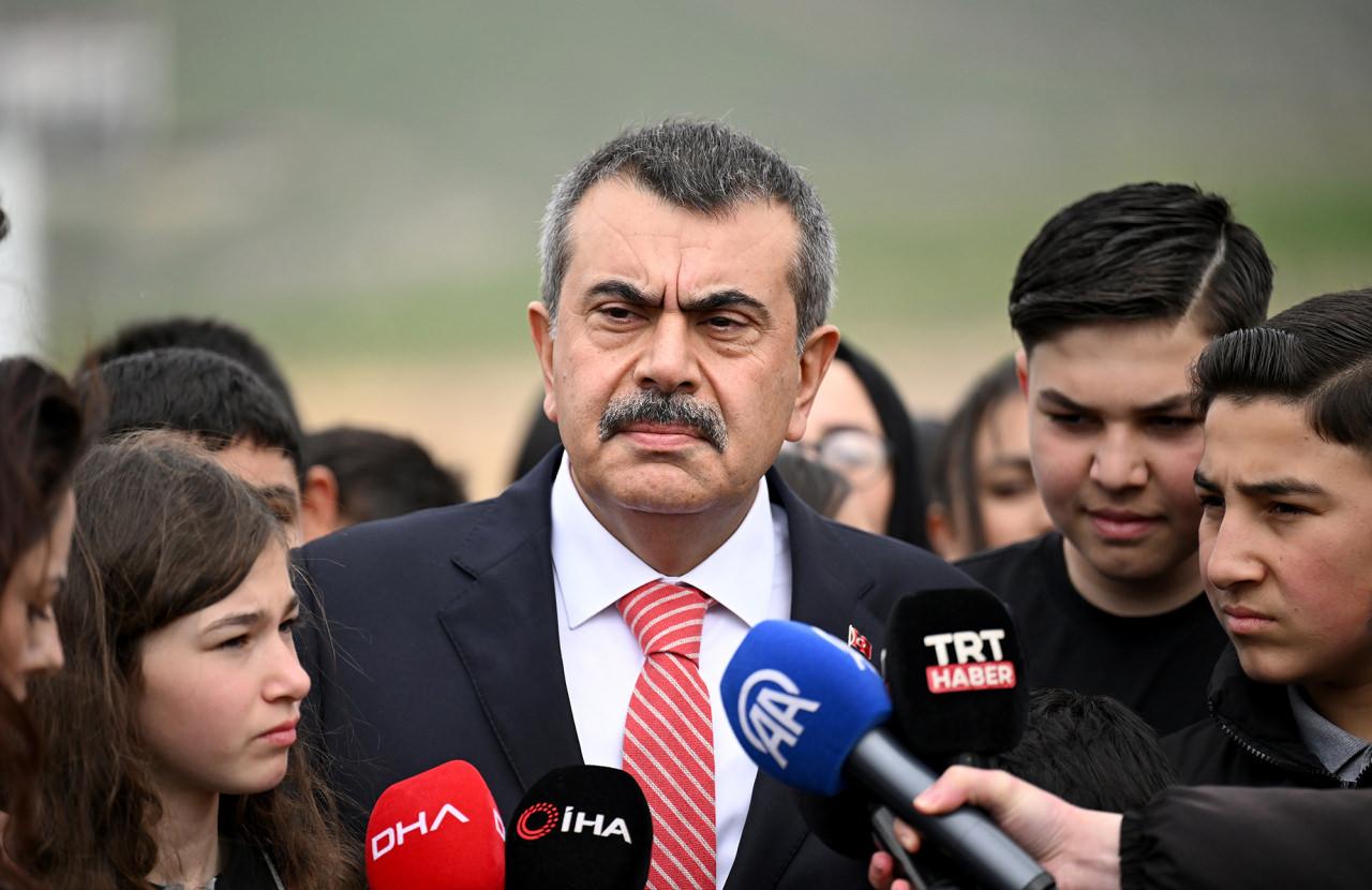 Başkan Erdoğan'dan talimat! Bakan Tekin duyurdu! Okullarla ilgili yeni kararlar