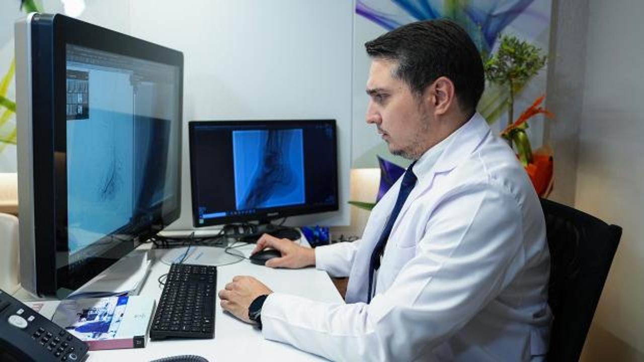 Geçmeyen topuk dikenine Medipol’den yeni yöntemle son