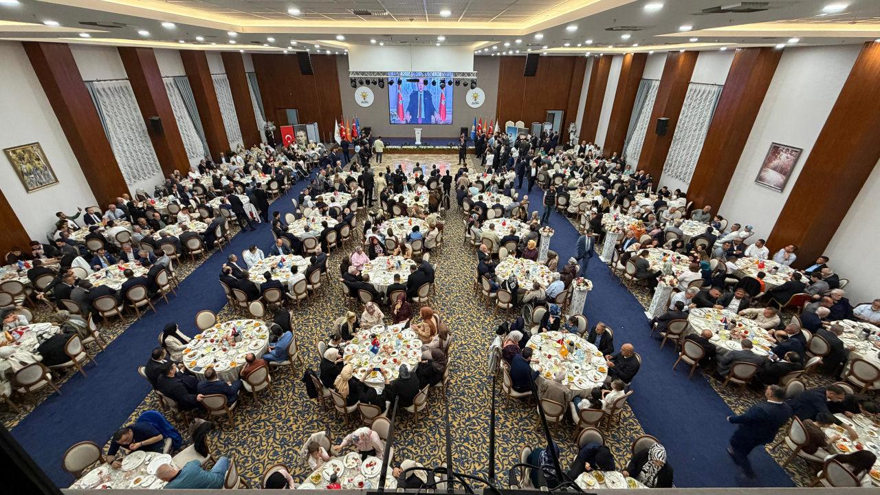 AK Parti Ankara İl Başkanlığında bayramlaşma programı