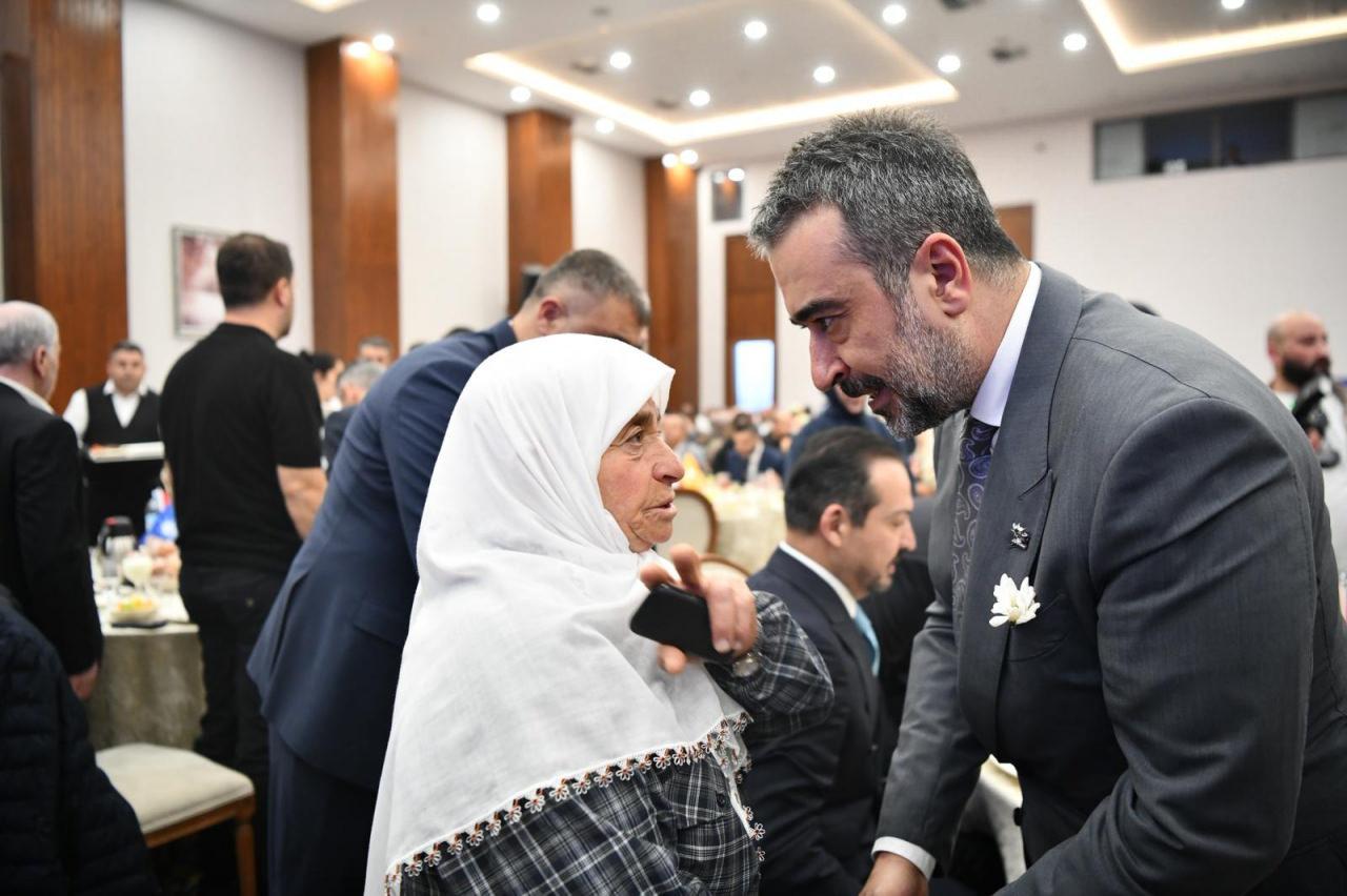 AK Parti Ankara İl Başkanlığında bayramlaşma programı