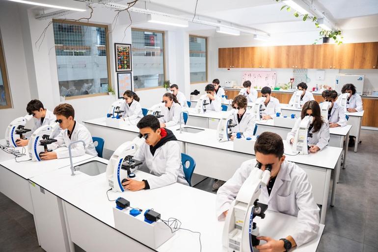 TÜBİTAK Fen Lisesi, yüzde 1'lik dilimden 90 öğrenci kabul edecek