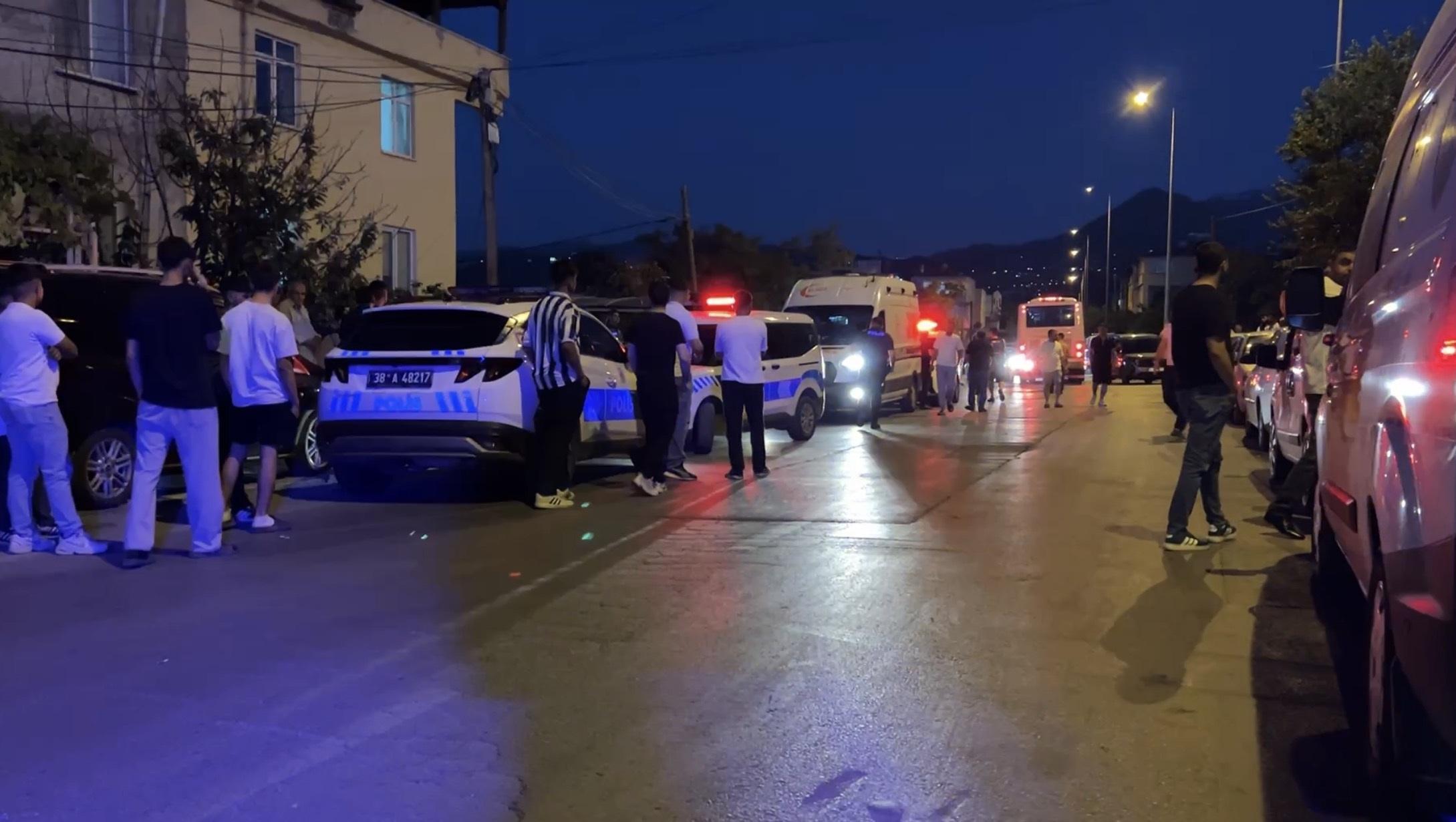 Kayseri’de kavga etttiği ağabeyini av tüfeğiyle vurarak öldürdü