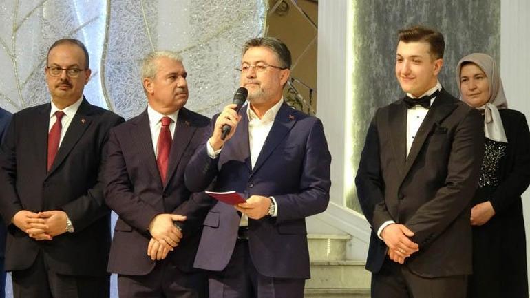 Bakan Yumaklı, nikah şahidi oldu