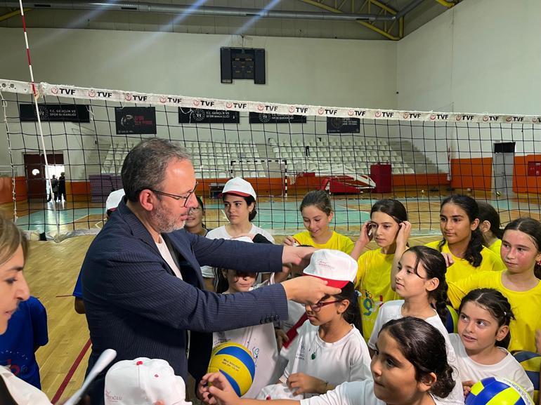 AK Parti'li Kasapoğlu: 7'den 77'ye herkesi sporla buluşturacağız