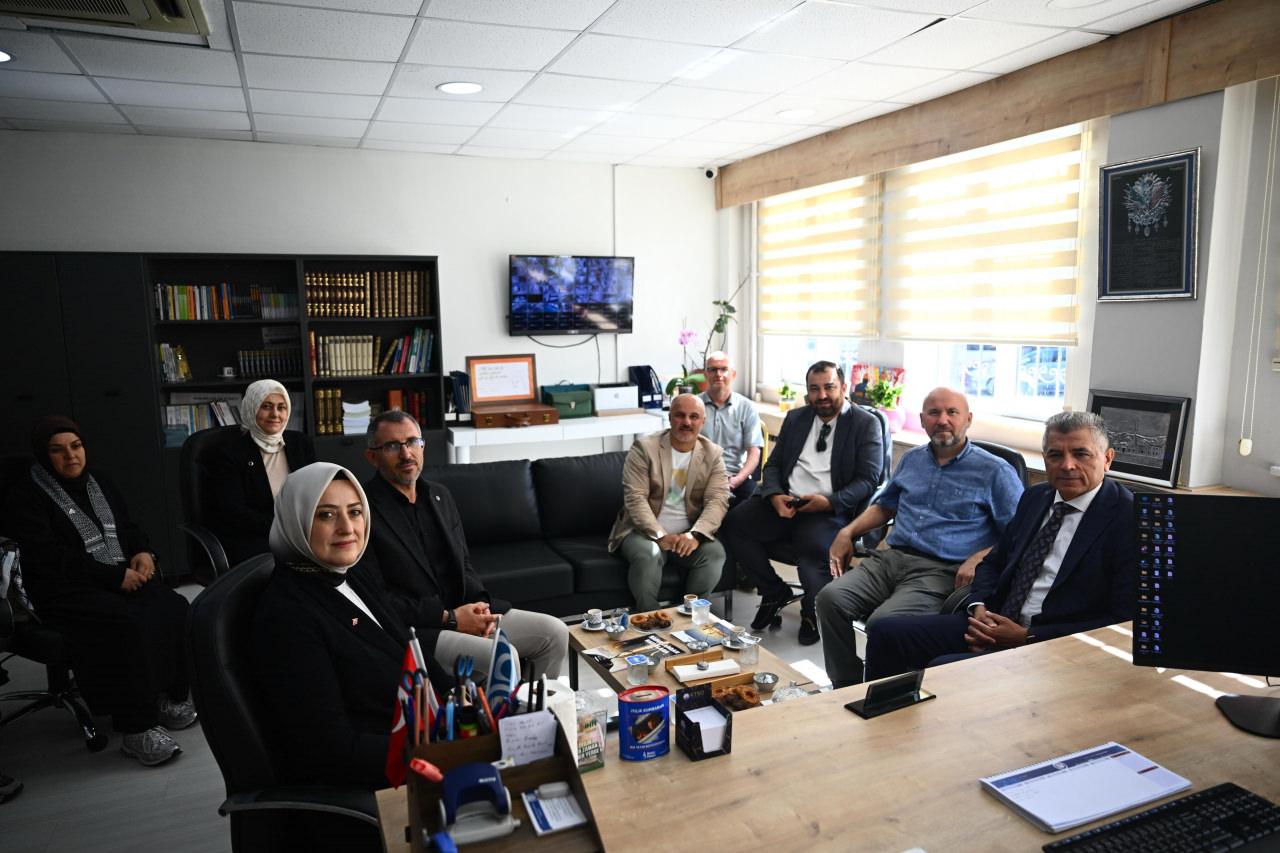 Eyüpsultan’da öğrencilerin yüzünü güldüren proje! 13 okulda “Aramıza Hoş Geldin” sürprizi