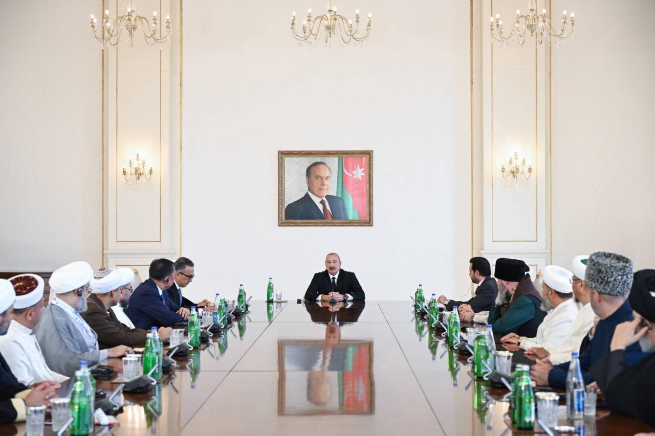 Aliyev'den Türk ve İslam dünyasına çağrı: Bize kimse dokunamaz! En güçlü cevap olur