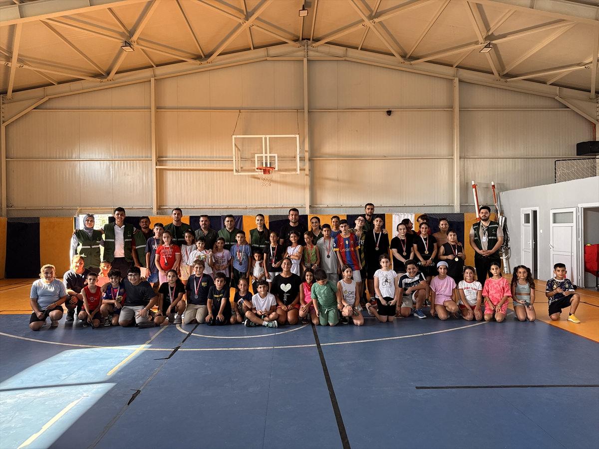Hatay'da çocukların deprem travması Yeşilay'ın spor etkinlikleriyle siliniyor