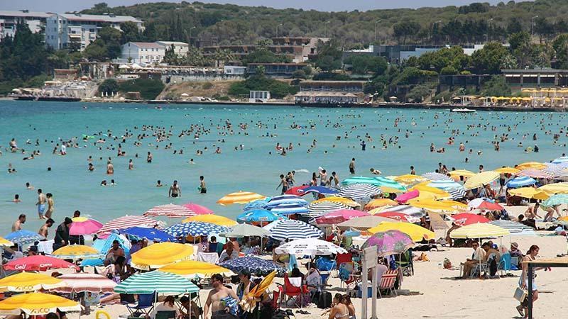 Çeşme’de tesislerde doluluk yüzde 90’ı aştı, hedef kış sezonunu canlandırmak